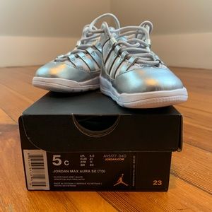 Jordan Max Aura SE Size 5c